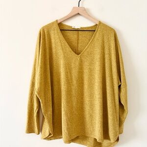 Before You Dolman Sleeve Vneck Lightweight Sweater in Mustard Size L